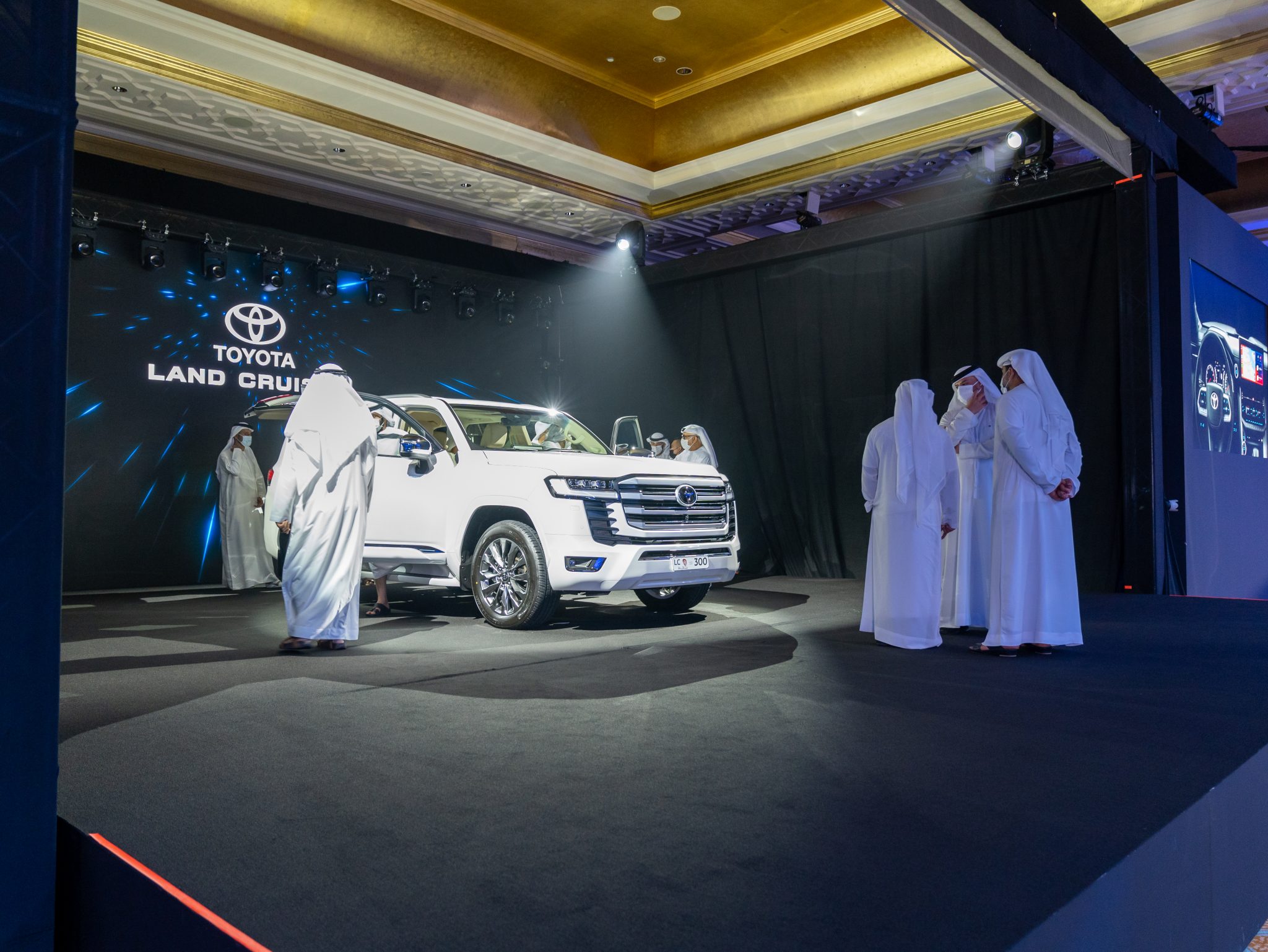 Land Cruiser VIP Reveal picture 5